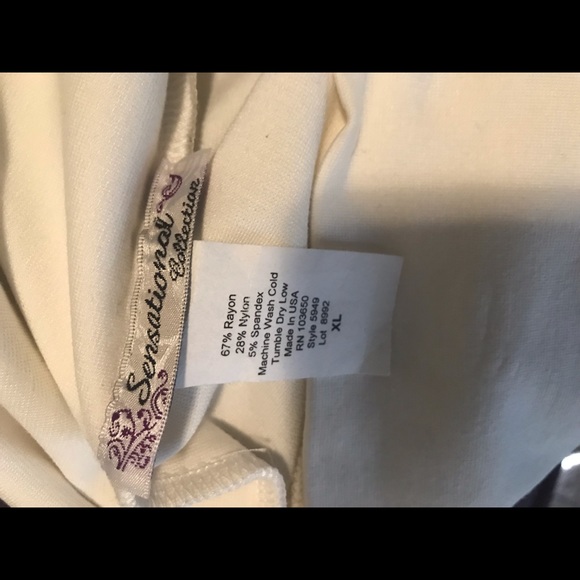 Above the knee skirt - Picture 3 of 3